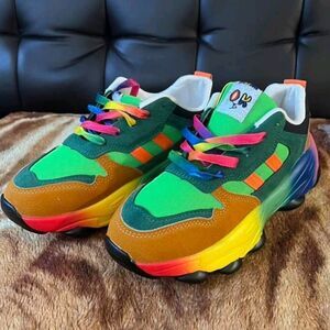 NWT Womans Pop Culture 80s Color Block Sneakers Multi Sizes